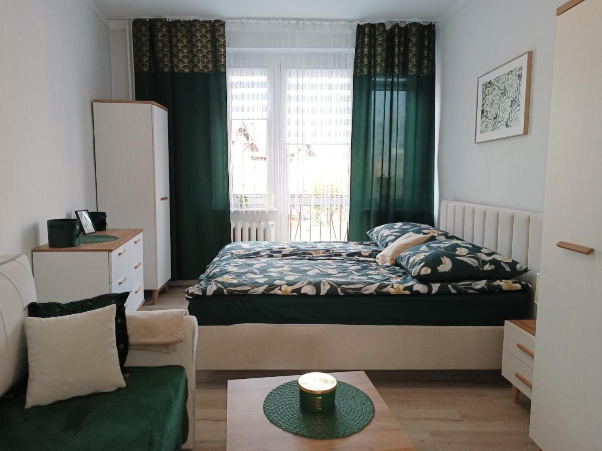 Szmaragdowy Apartament Przy Ulicy Opolskiej Tarnowskie Gory Exterior photo